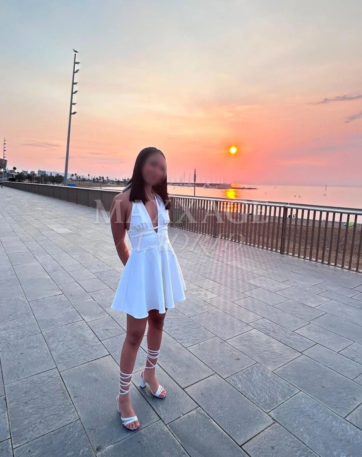 Amber escort venezolana Madrid Maxxage Madrid